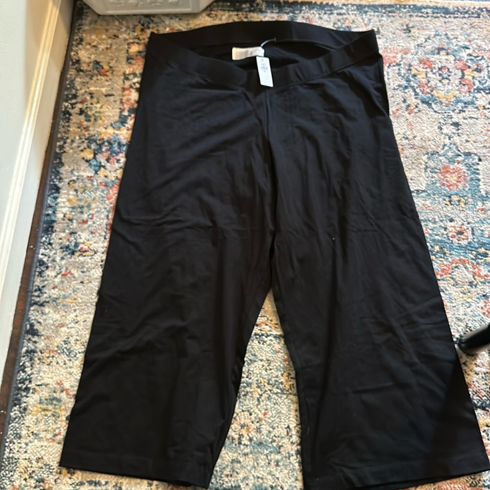 High-Waisted Wide Leg Cropped Leggings Size XXL